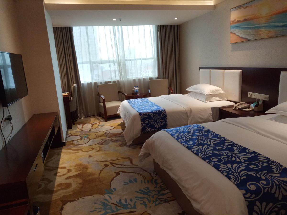 Guangxi Hawaii International Hotel Наньнін Екстер'єр фото